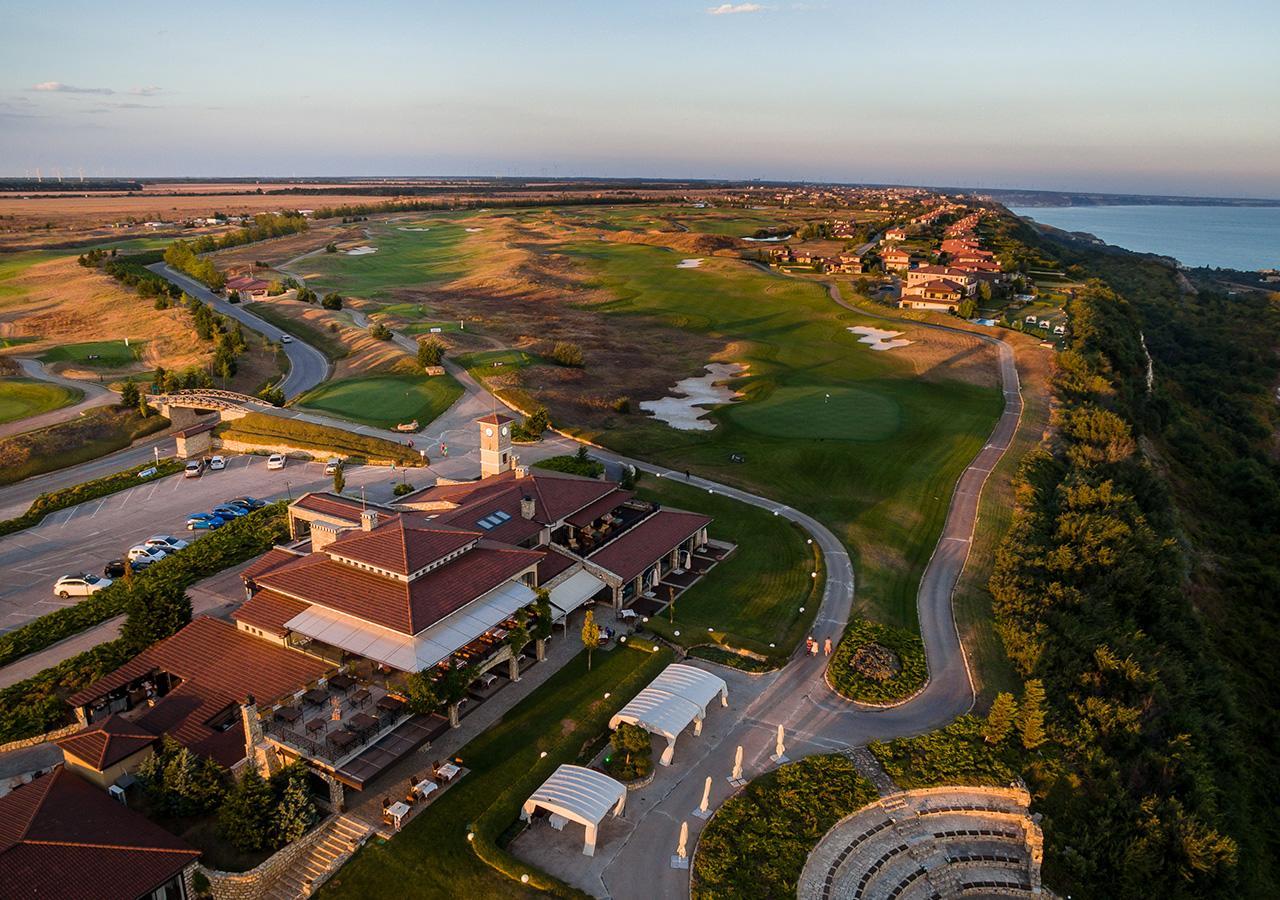 Club Residence At Blacksearama Golf Baltschik Exterior foto